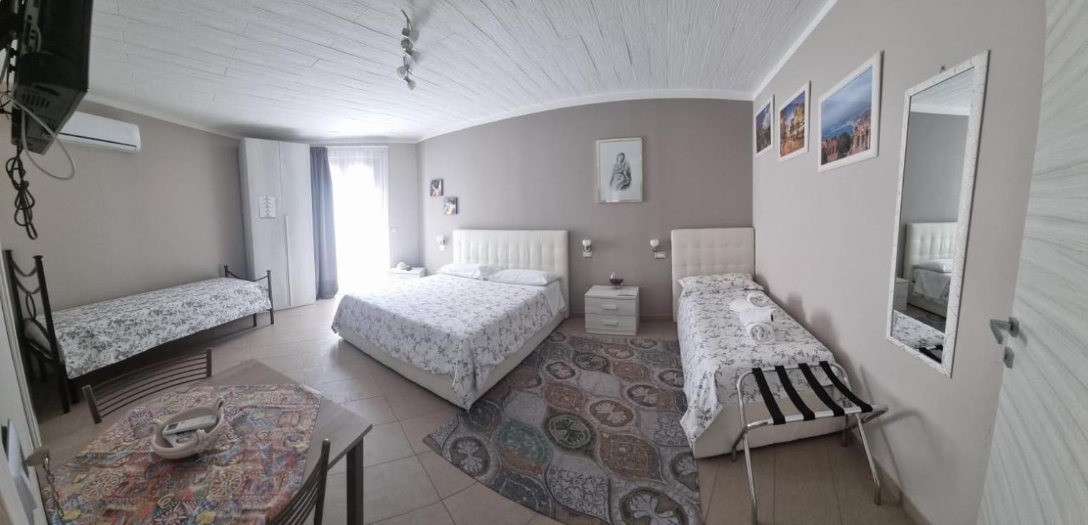 Bed and Breakfast La Regina Di Saba Пьяцца-Армерина Экстерьер фото